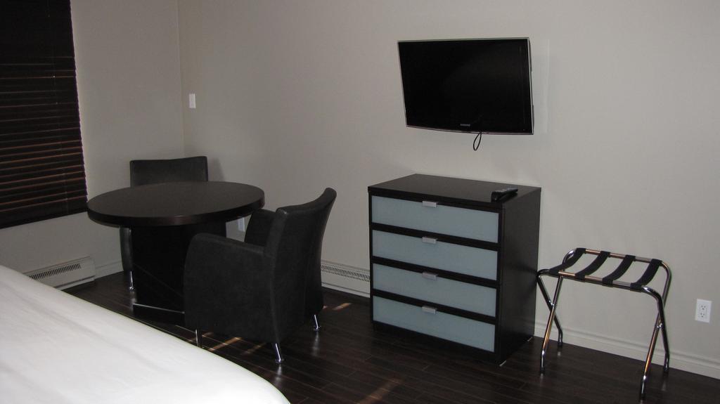 Hotel Saint-Germain Rimouski Habitación foto